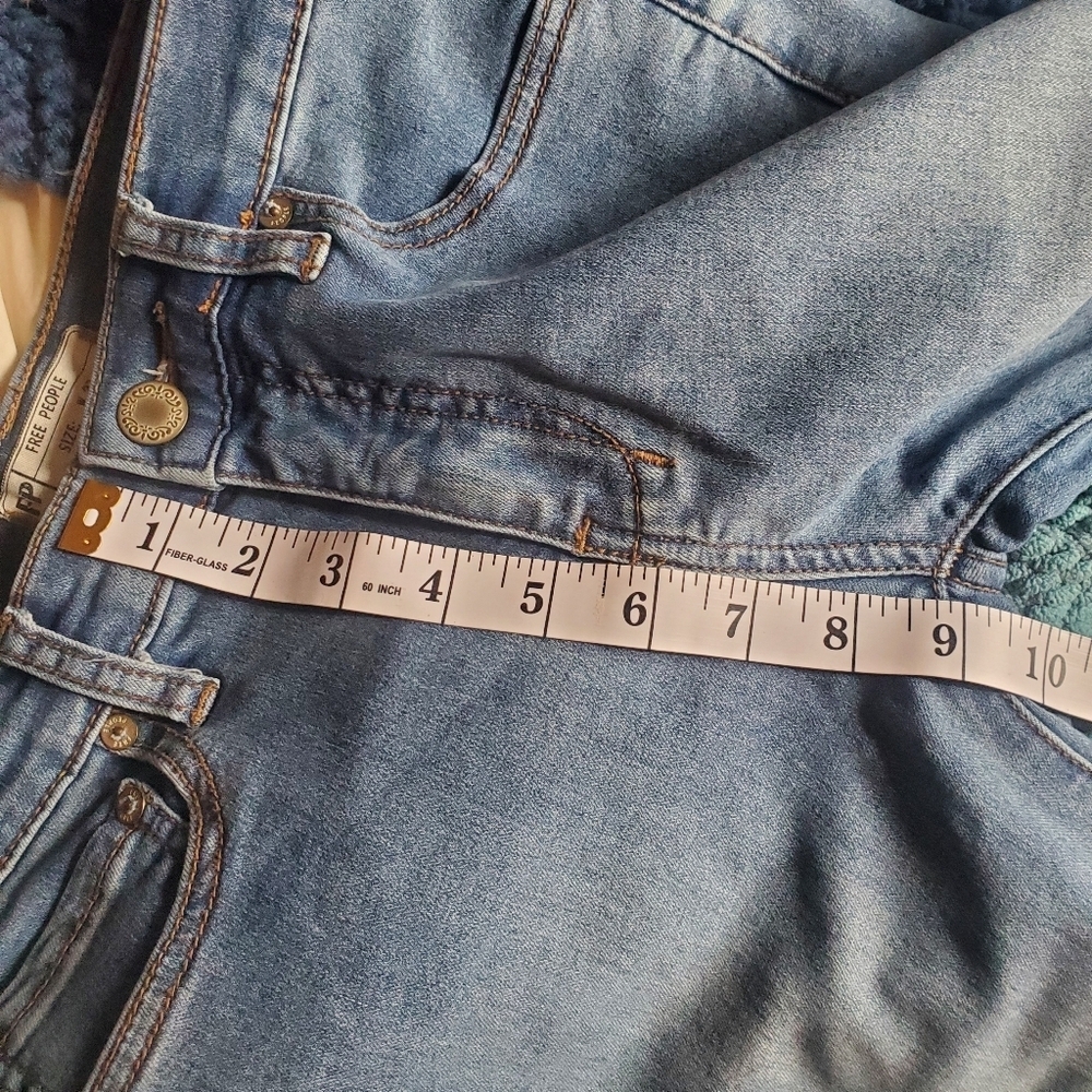 FREE PEOPLE Mid-Rise Flare Stretch Denim Jeans Size 27 Stevie Wash - Picture 8 of 13